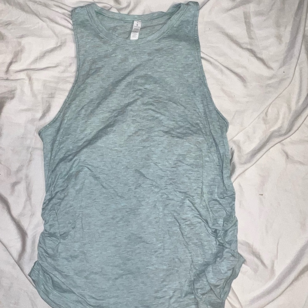 Lululemon sinched top